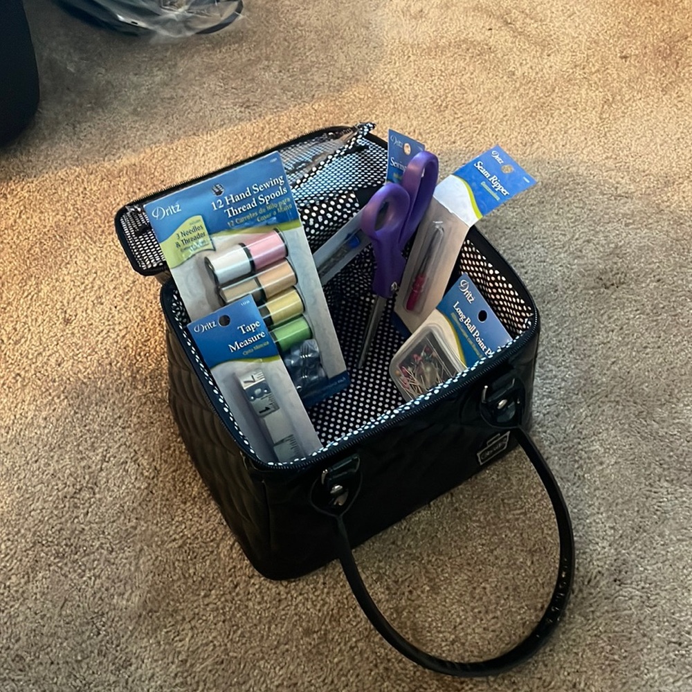 Sewing kit